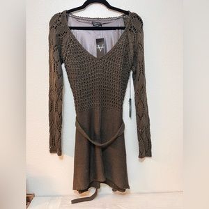 NWT olive green knitted long sleeve knitted mini dress